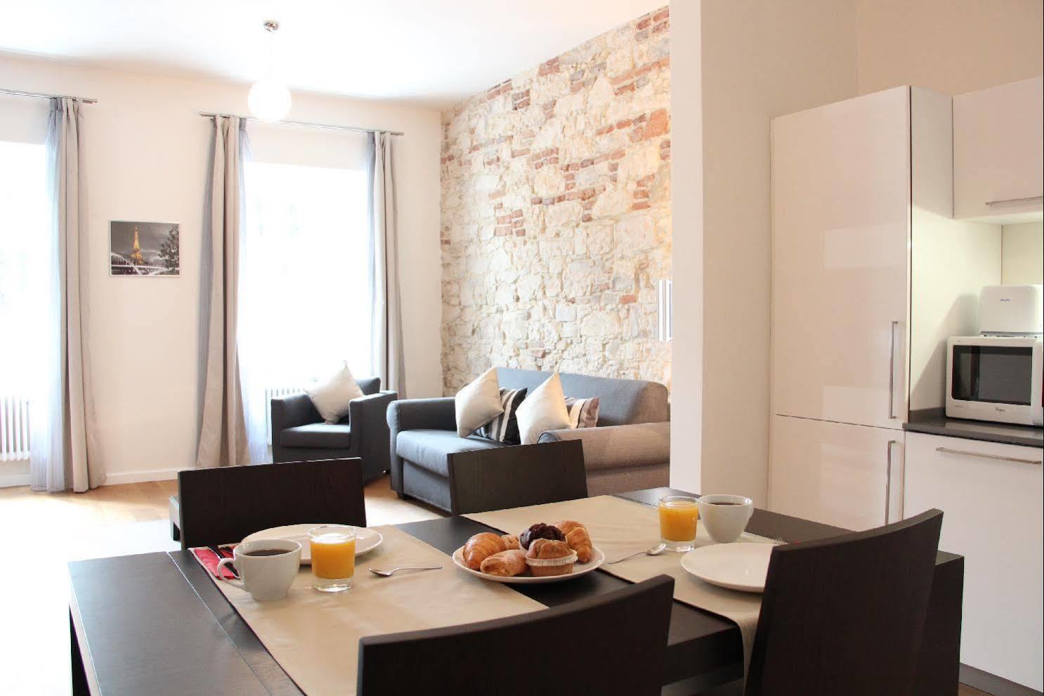 River Prague Apartments Extérieur photo